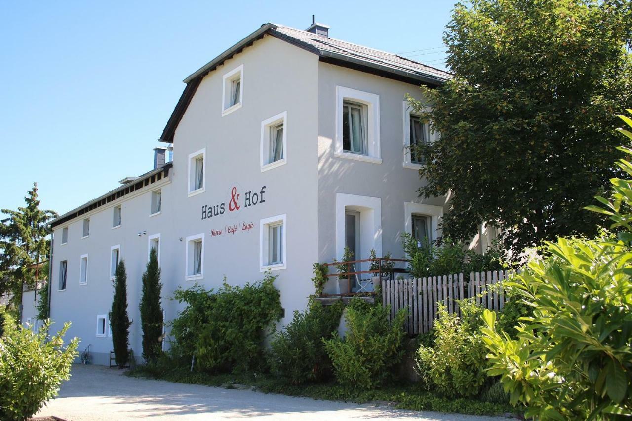 Haus&Hof Guest House Perl Extérieur photo